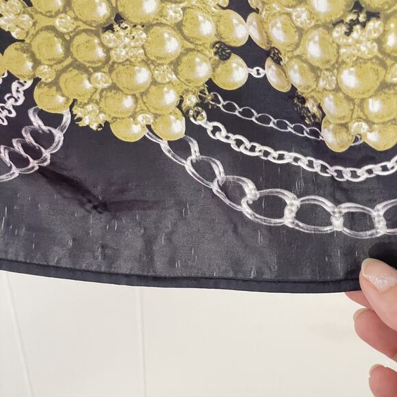 Cabi 100% Silk Babydoll Tank Top XS Baroque Chain Print Black Gold Y2K 2000s - Picture 4 of 10